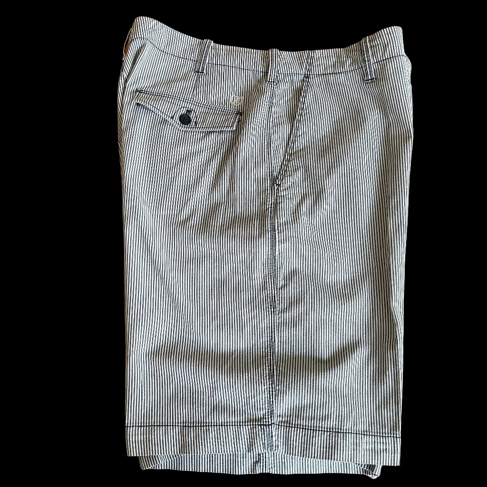 Men’s Shorts, Seersucker, IZOD, Blue and White, Size 36